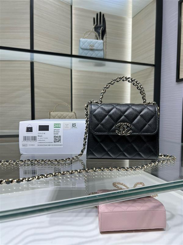 2026131221855289 700